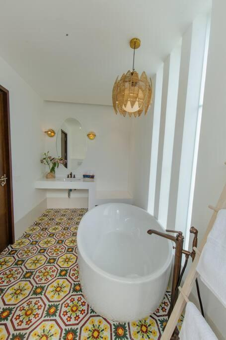 Presidential Luxury Villa Anjuna With Pvt Pool & Bathtub, Most Prime Location Eksteriør bilde
