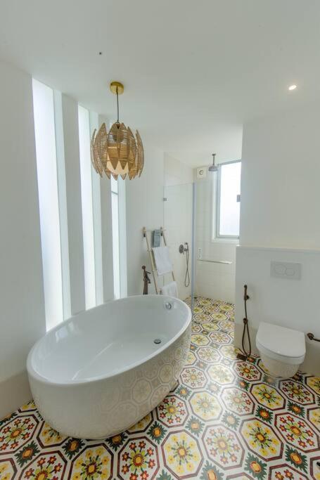 Presidential Luxury Villa Anjuna With Pvt Pool & Bathtub, Most Prime Location Eksteriør bilde
